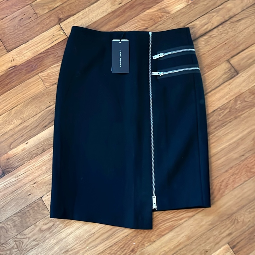 New ZARA Midi Zipper Skirt Black Medium